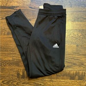 Black joggers